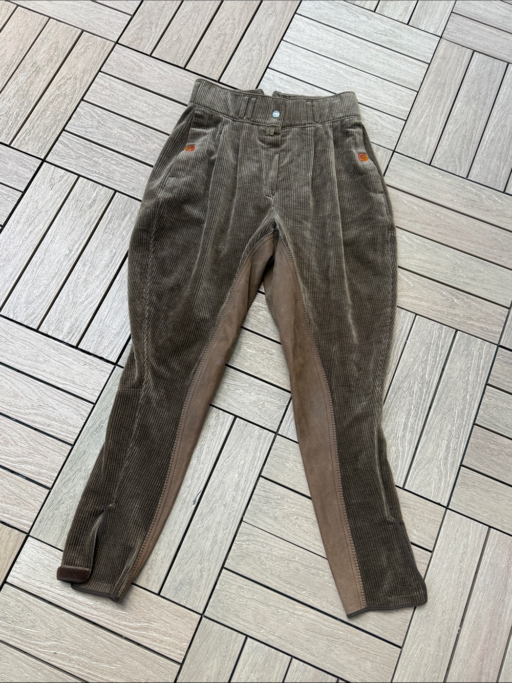 Pikeur riding breeches brownish-olive wide-wale corduroy full-seat suede patches